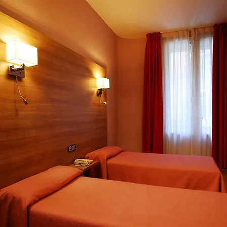 Guest house Aguilar 2*