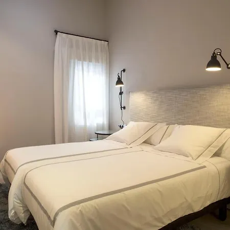U-sense Santa Ana Apartment Madrid