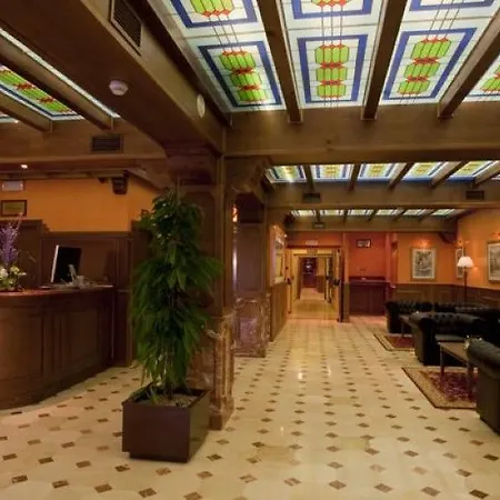 Agora Juan De Austria Hotel