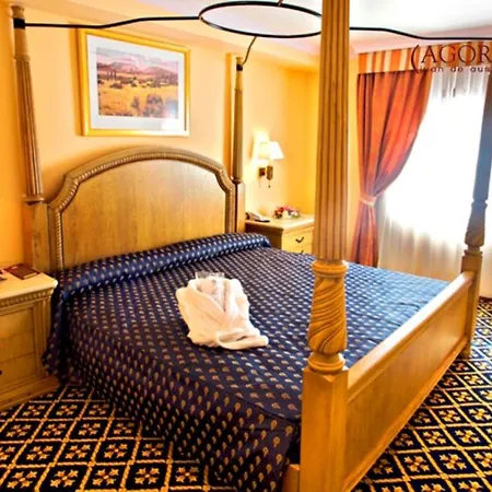 Ξενοδοχείο Agora Juan De Austria 4*