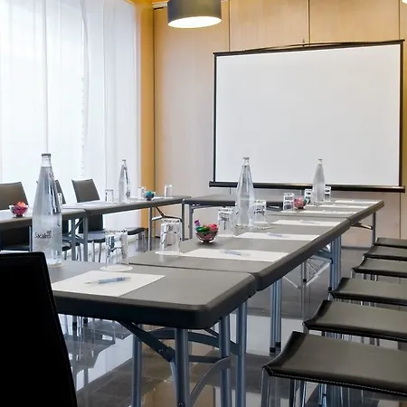 Nh Tablas Hotel Madri