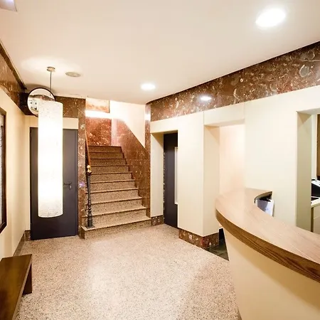 Ballesta Affittacamere Madrid
