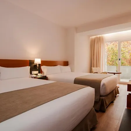 Senator Barajas Hotel Madrid
