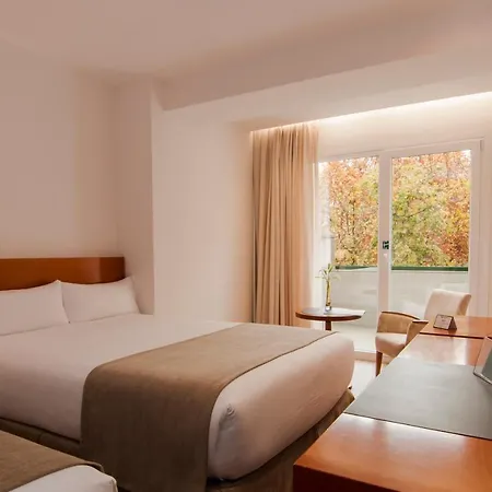 Senator Barajas Hotel Madrid
