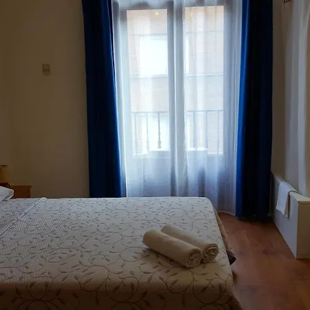 Pensión Machín 3*