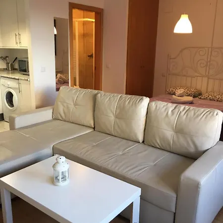 42 Calle De Alberdi
