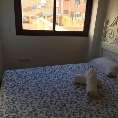99 Calle Pinos Alta Apartment Madrid