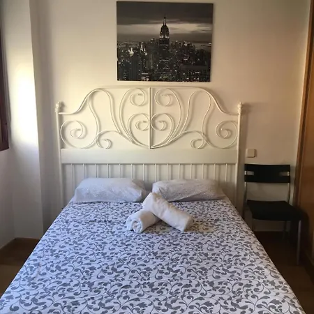 99 Calle Pinos Alta Madrid