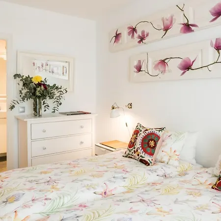 Apartamento Urban Santa Ana Centro Madrid