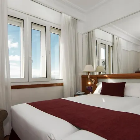Senator Gran Via 70 Hotel 4*