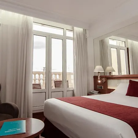 Hotel Senator Gran Via 70