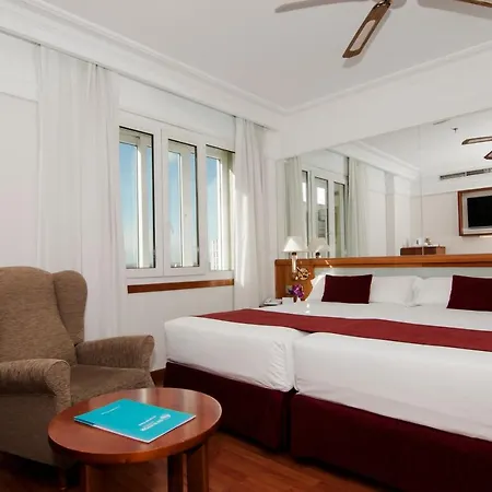 Hotel Senator Gran Via 70