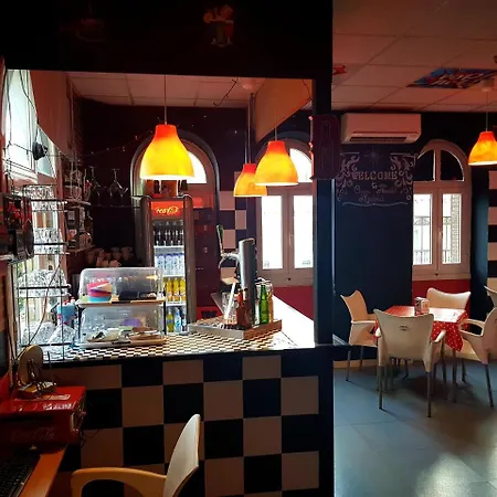 Hostel Gran Via Open Madrid