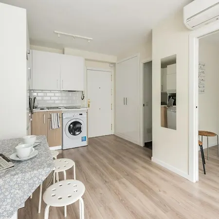 Chic Alberto Alcocer Ii Apartment Madrid