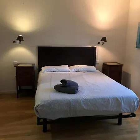 Calle Fernan Gonzalez Apartment