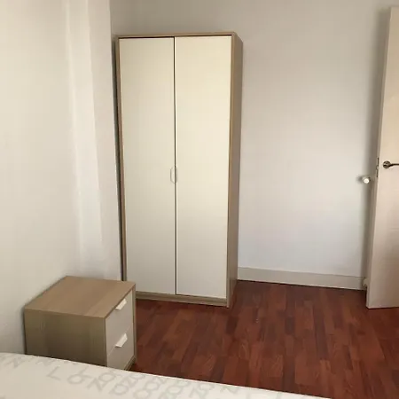 4 Avenida De Buenos Aires *