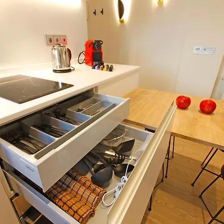 Charming Malasana Apartment *