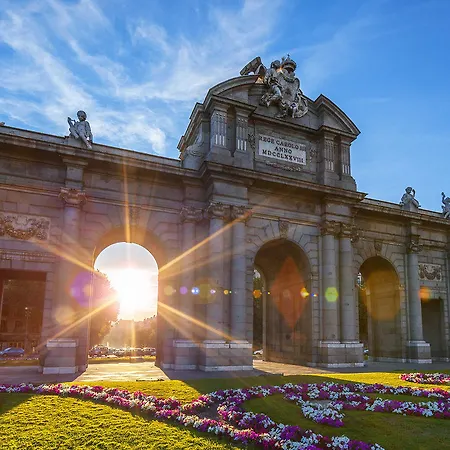Pullman Airport & Feria 4* Madrid