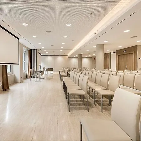 Nh马德里纳克纳尔酒店