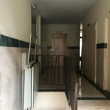 25 Calle De Bustillo Del Oro Apartamento *