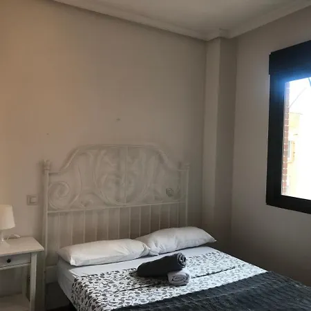 25 Calle De Bustillo Del Oro * Madrid