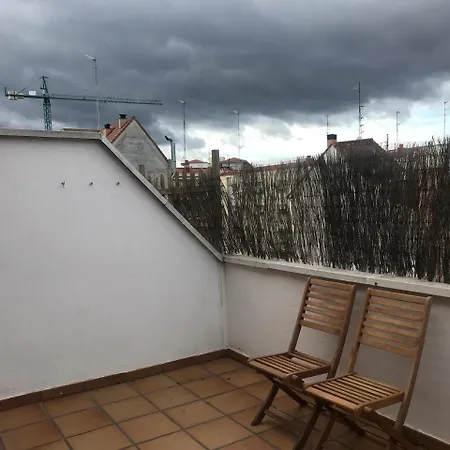 25 Calle De Bustillo Del Oro Apartamento