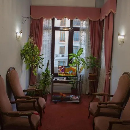 Casa de hóspedes Hostal Lamalonga 2*