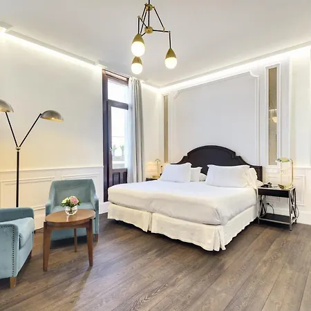 Boutique H10 De La Reina Madrid