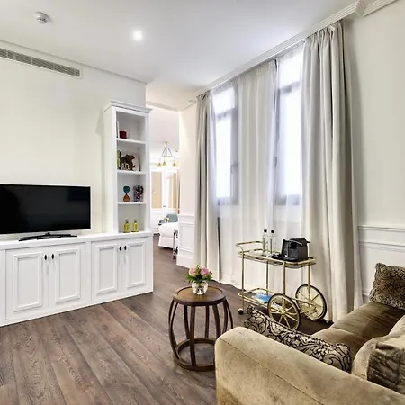 Hotel Boutique H10 De La Reina Madrid
