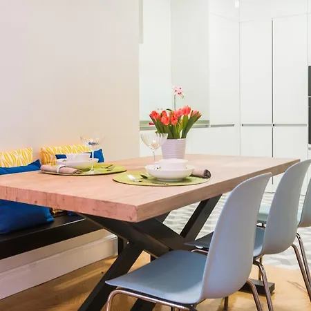 Club Plaza Mayor Iv Apartment