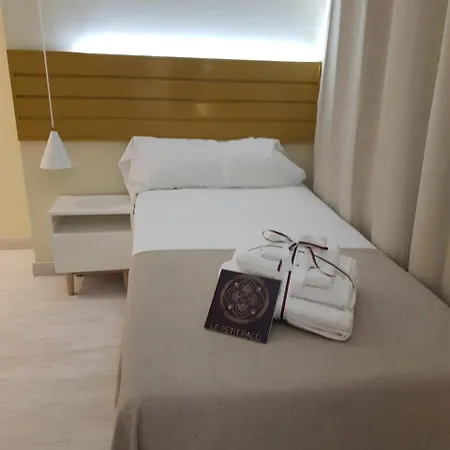 Le Petit Palue-fuencarral 3*