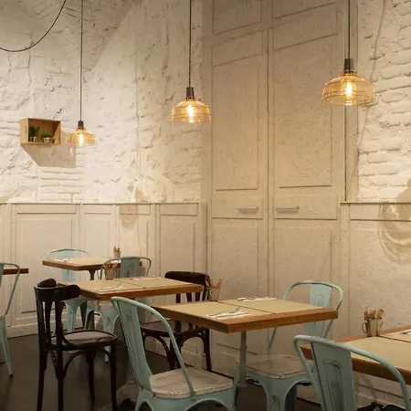 Petit Palace Plaza Del Carmen Madrid