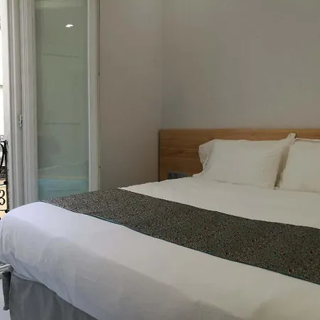Pensión Palacio Luna 3*