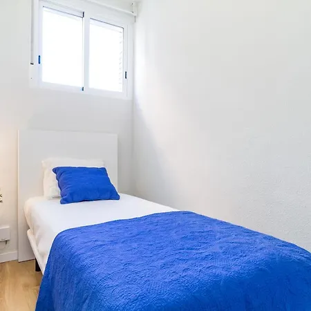 Sur Viii Apartment