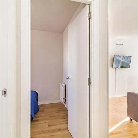 Sur Viii Apartment