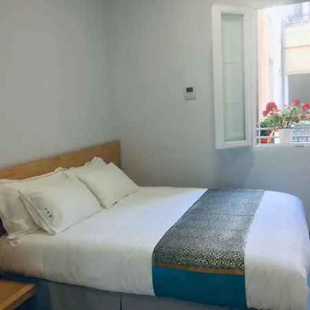 Palacio Luna Pensión 3*