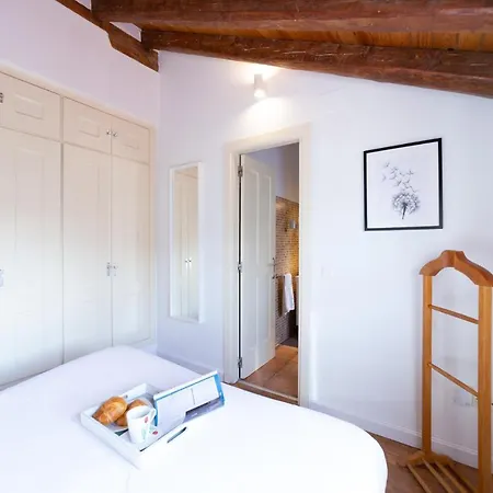 Puerta Del Sol I Apartment *