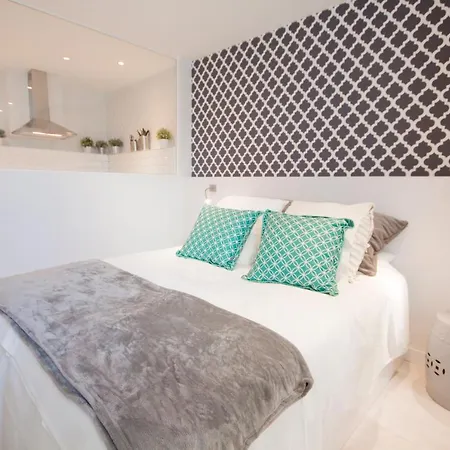 Apartamento Loft De Lujo A Pasos Del Prado Madrid