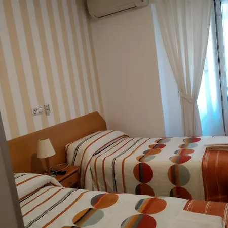 Hotel Dominguez