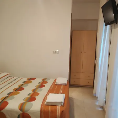 Dominguez Hotel