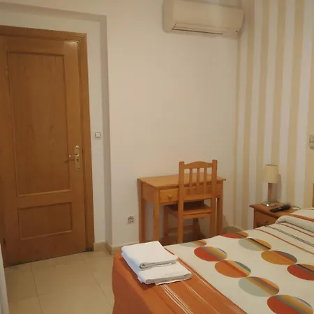 Hotel Dominguez