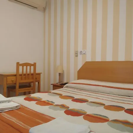 Hotel Dominguez