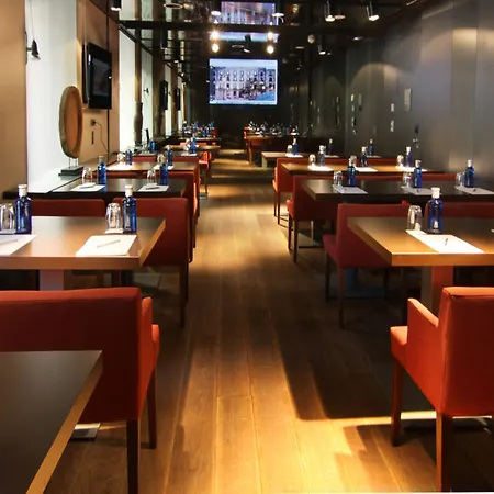 Radisson Blu Hotel, Prado 4*