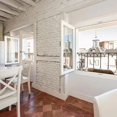 Apartment Plaza De Embajadores City Center *