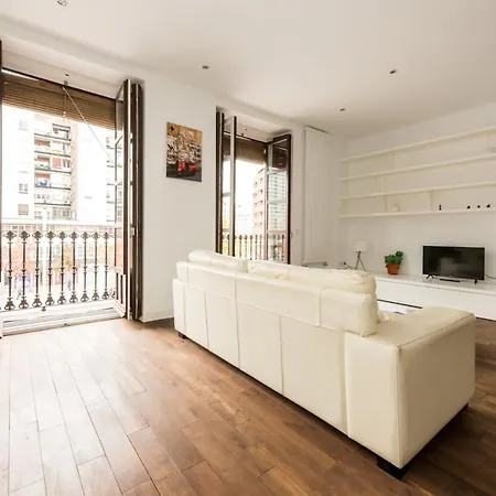 Felipe Ii City Center Apartment *