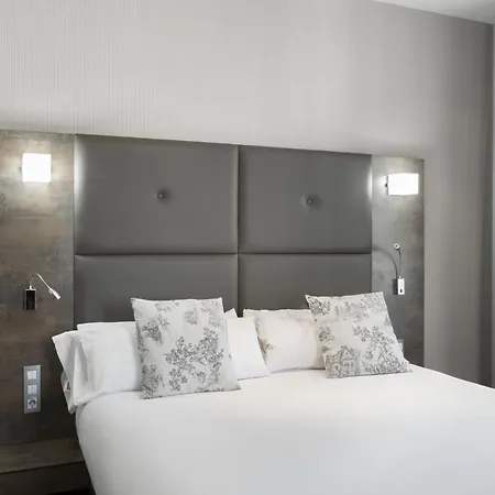 Hotel Petit Palace Posada Del Peine Madrid