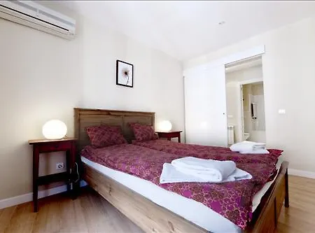 Hotel Apodaca 3*