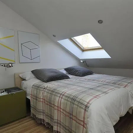 Mola Apartment *