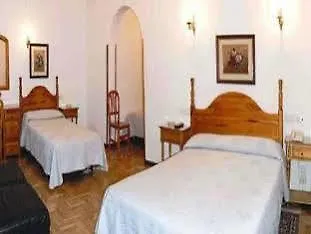 Maria Cristina 2*