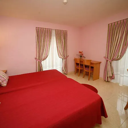 Cruz Sol Apartment *